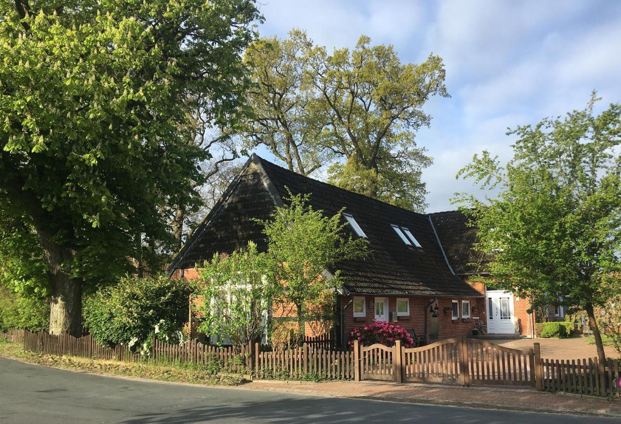 Ferienapartment Kastanje Gross Ippener Exteriör bild